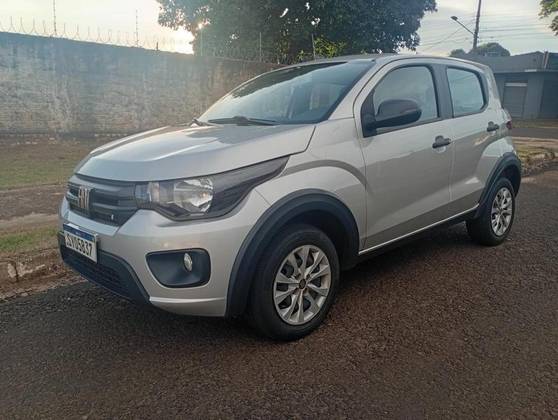 FIAT MOBI 1.0 EVO FLEX LIKE. MANUAL FIAT MOBI 1.0 EVO FLEX LIKE. MANUAL